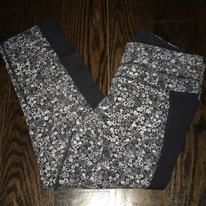 Capri Athleta Leggings